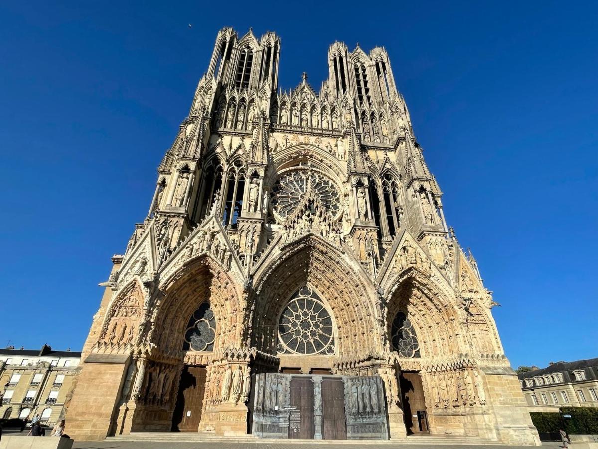 L'Hotel Des Ventes Reims Chativesle エクステリア 写真